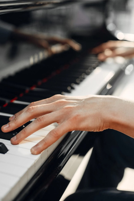 Yann a fait le conservatoire, il adorait la musique.